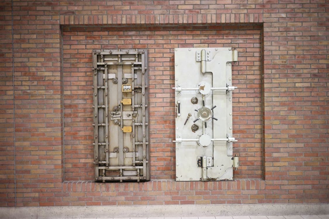 Steel vault security doors